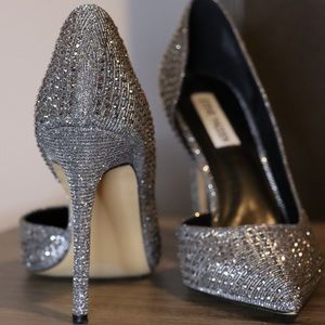 Steve Madden | Silver Embellished Pumps